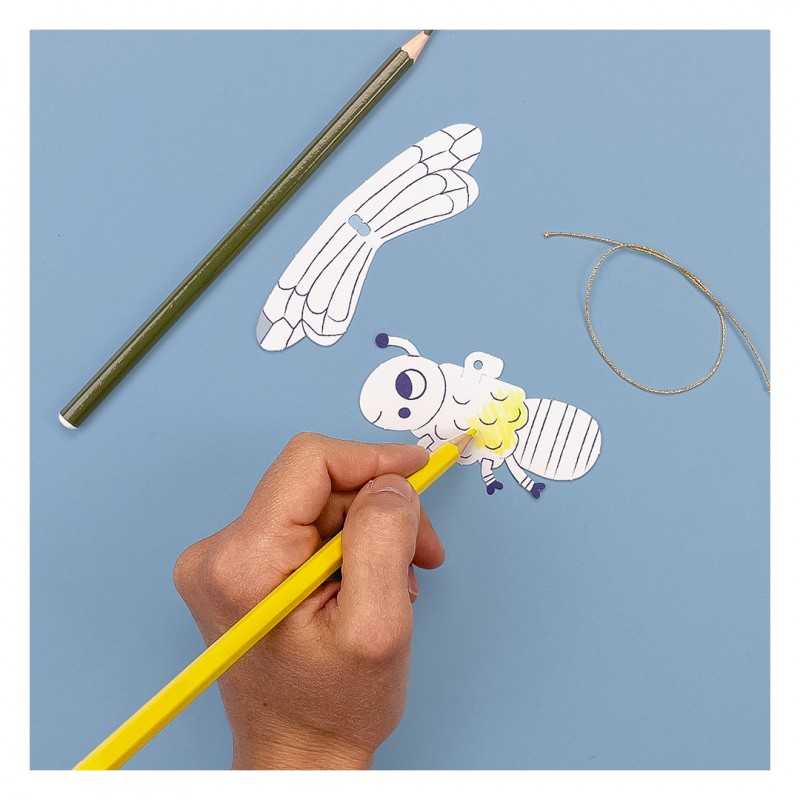 activité manuelle abeille en papier cartonné